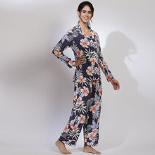 Thea Floral Night set