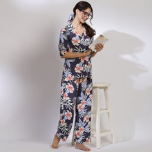 Thea Floral Night set